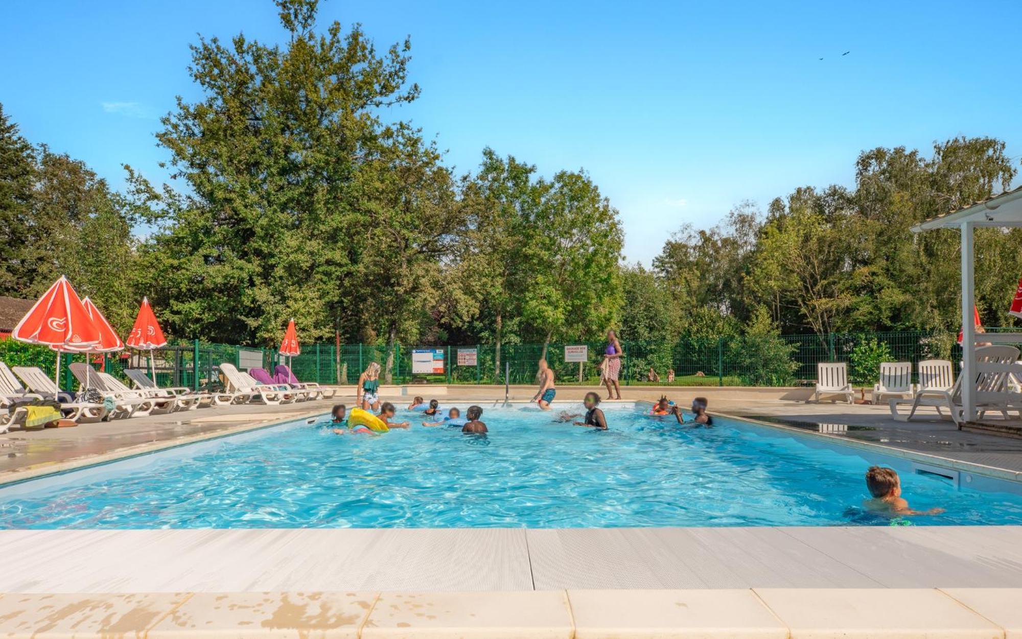 Camping Les Etangs Fleuris 4 Touquin Extérieur photo