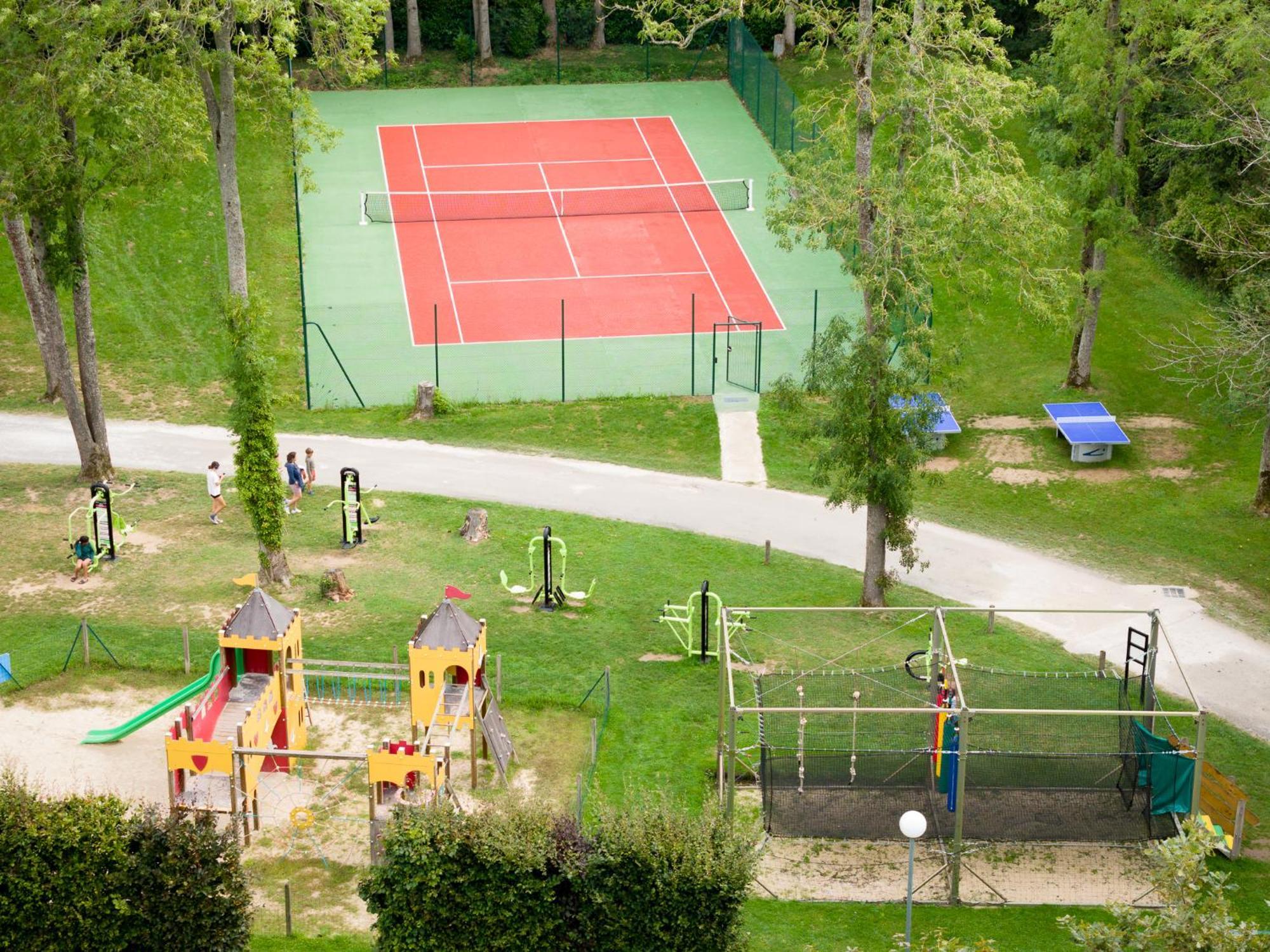 Camping Les Etangs Fleuris 4 Touquin Extérieur photo